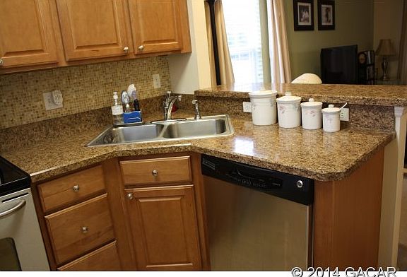 5th image of 5136 NW 21st Dr
