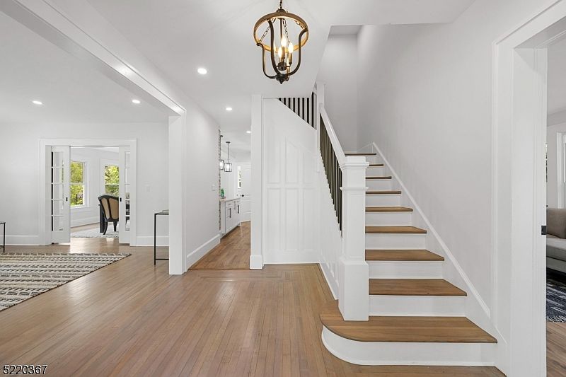 122 Center St, Clinton, NJ 08809 MLS 3843192 Zillow