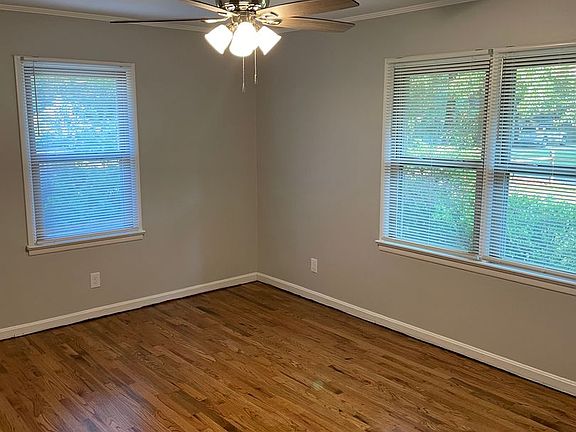 4th image of 642 E Samford Ave
