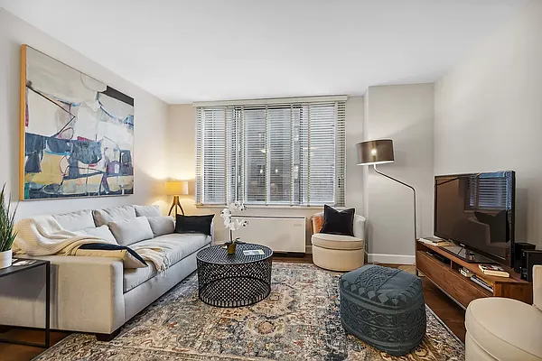 Rented by Oxford Property Group | media 1