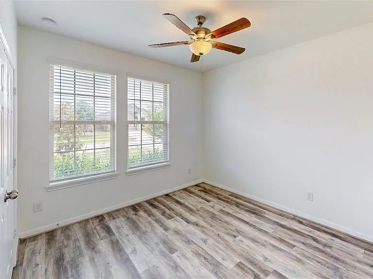 31415 Whitcombe Summit Way — Photo 25