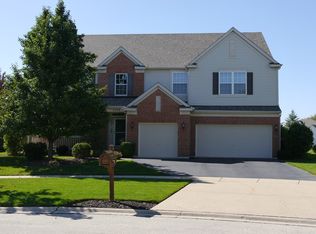 3529 Ridge Cir, Carpentersville, IL 60110