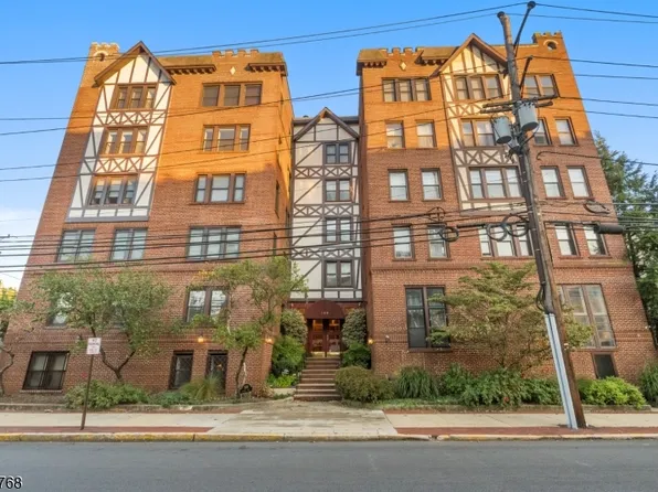 109 Grand Ave, Englewood City, NJ 07631