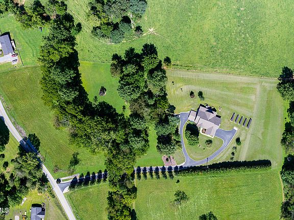 3rd image of 186 Oliver Edwards Rd