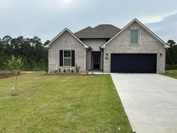 15061 Stockridge Dr, Gulfport, MS 39503