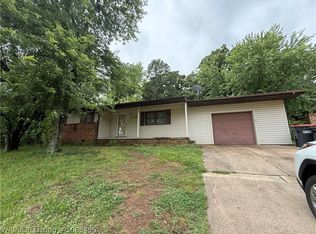 110 Vista Hills Blvd, Van Buren, AR 72956