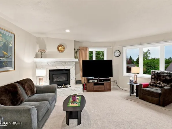 347 Dailey Ave #2A, Anchorage, AK 99515