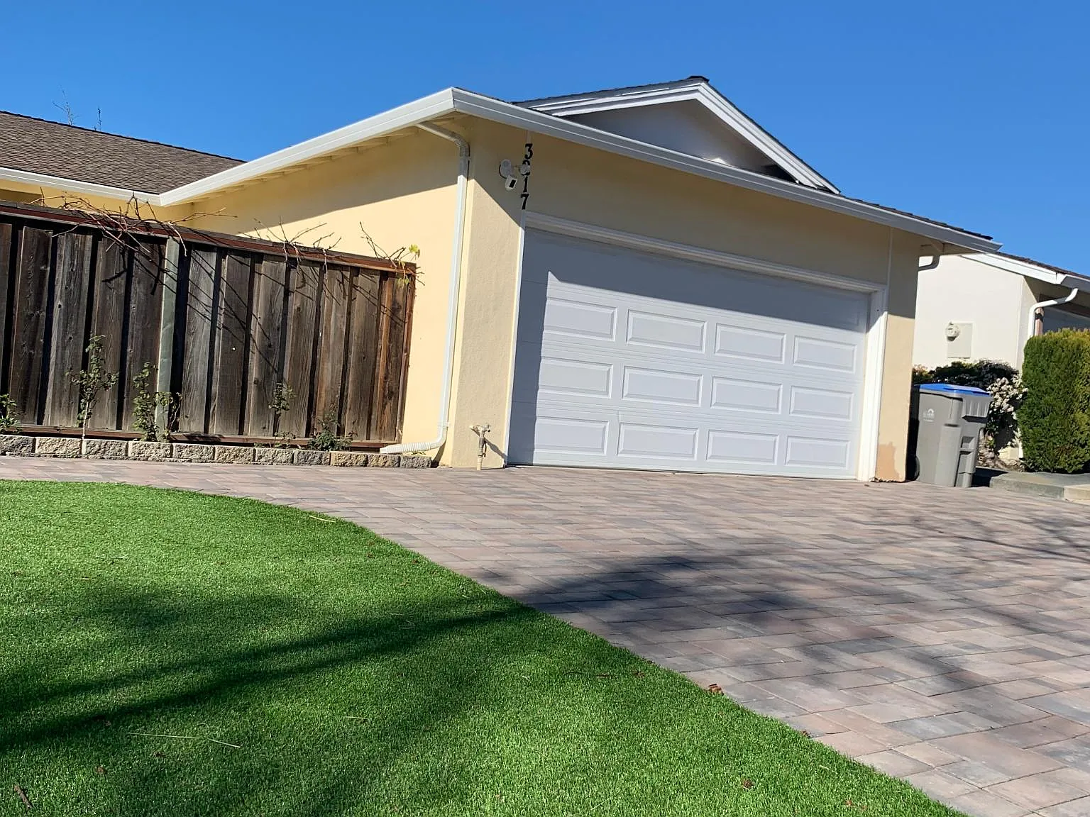 3 bed, 1453 sqft, $4,350 — Photo 1