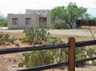 15917 W Lynnette Rd, Tucson, AZ 85736