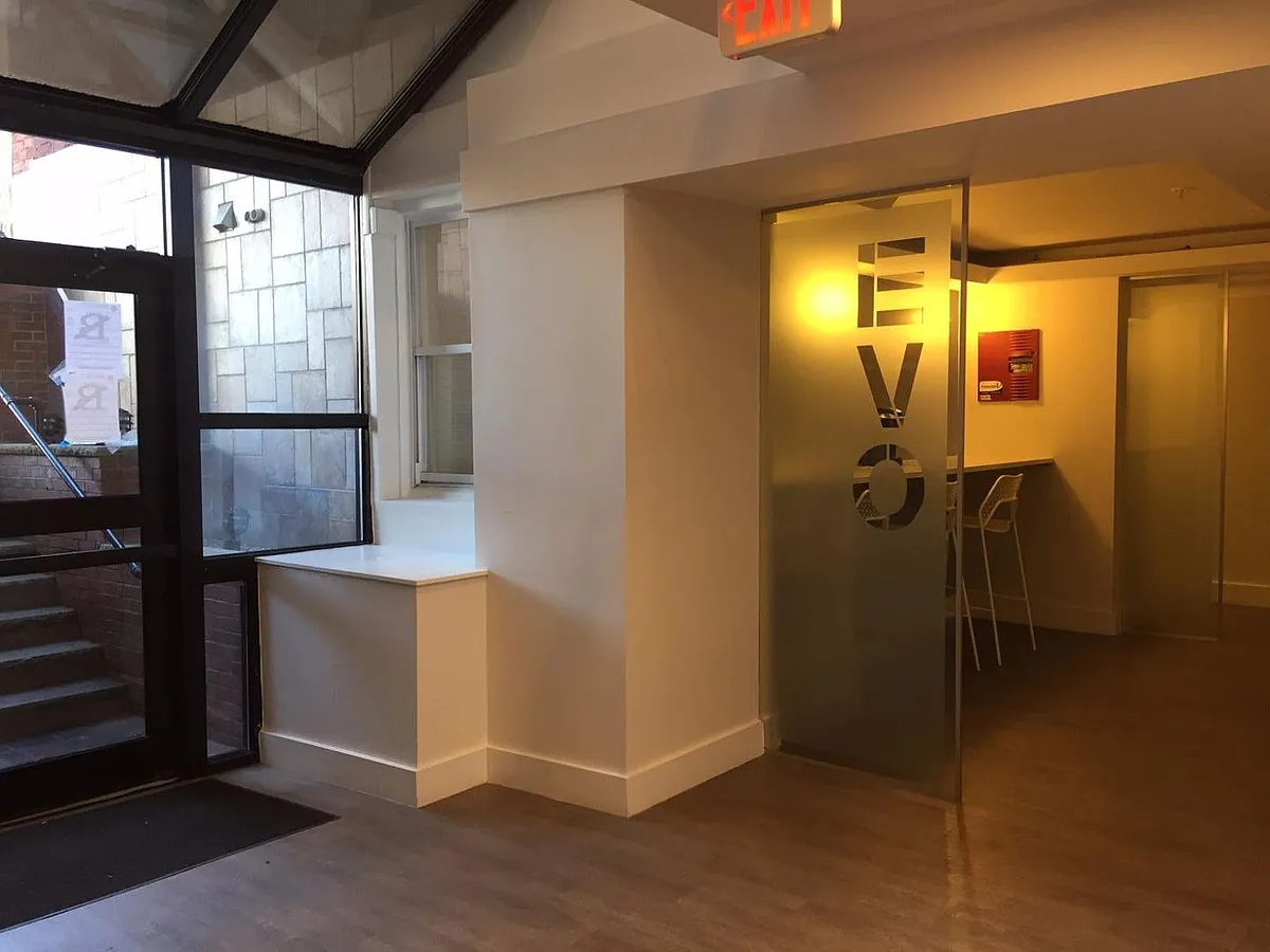 Building Photo - 10 Brainerd Rd #A12