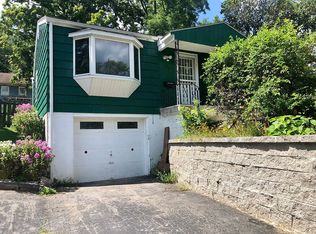 104 Hopper Rd, Syracuse, NY 13207