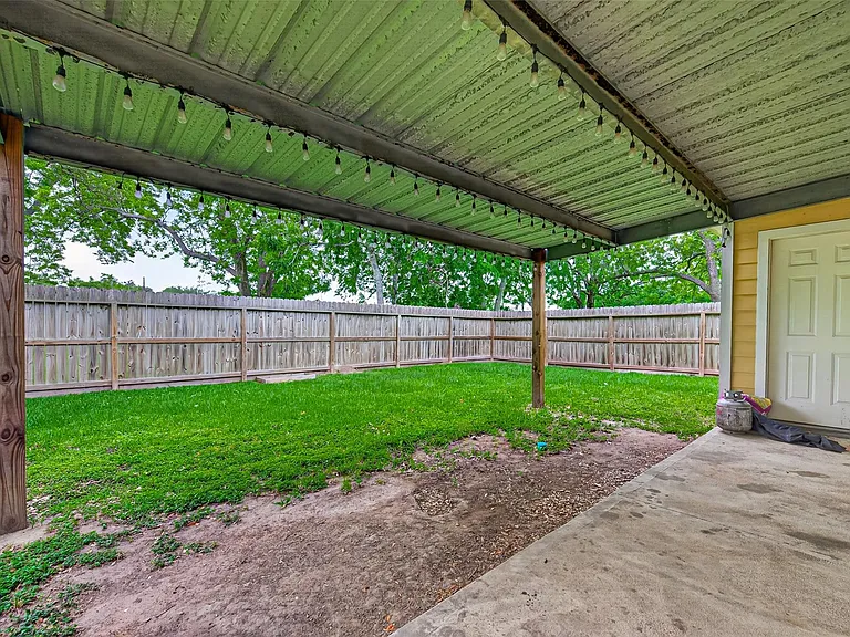 1708 Sycamore Ave — Photo 29