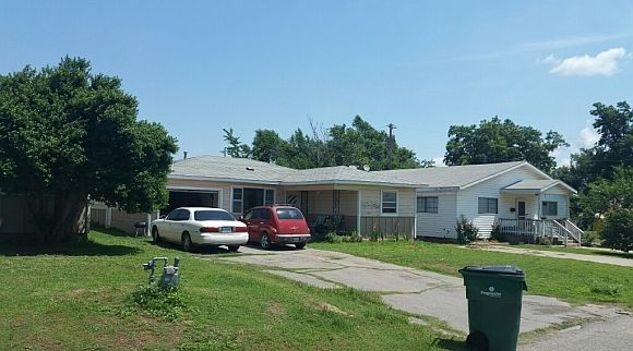 2nd image of 417 E Pierce St