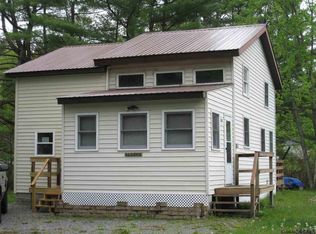 222 Sunset Ave, Broadalbin, NY 12025
