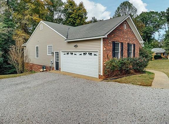 3rd image of 9010 Gregory Dr