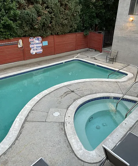 4650 Sepulveda Blvd — Photo 8
