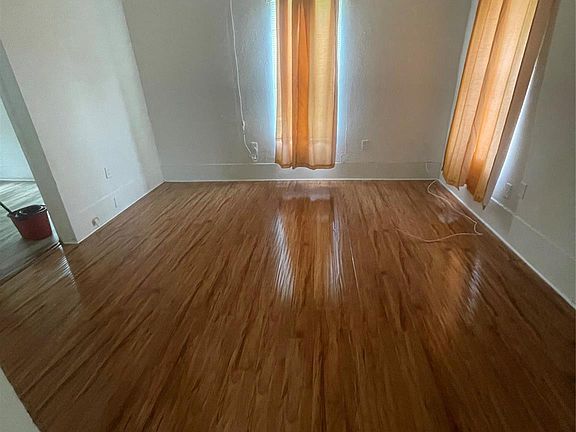 3rd image of 115 12th St