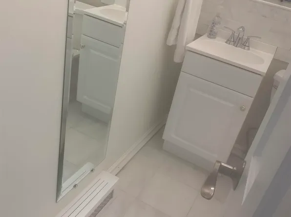 148 Nesbit Street image 9 of 13