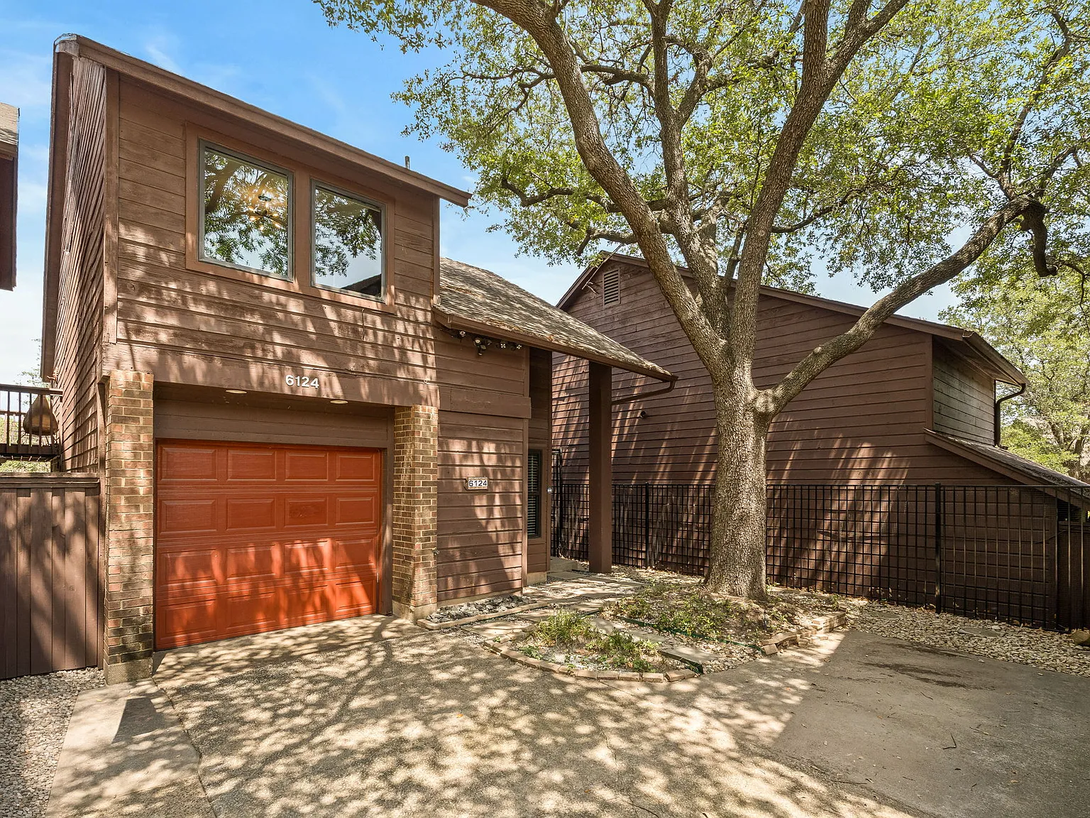 2 bed, 1440 sqft, $3,000 — Photo 2