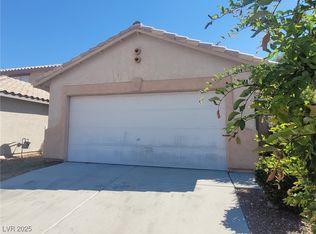 5404 Walcott Dr, Las Vegas, NV 89118