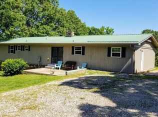 1961 Bailey Ln, Alpena, AR 72611