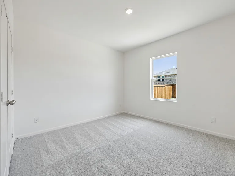 14200 Donahue St — Photo 19