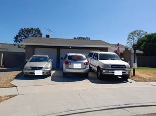 3065 Shade Tree Ln, Riverside, CA 92503