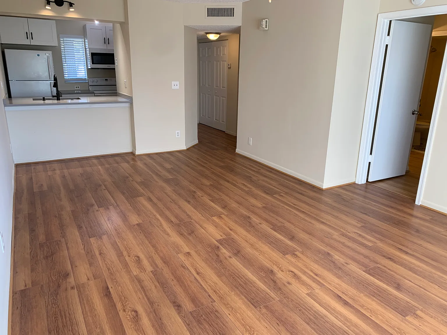 2/2 Unit Coral Springs — Photo 4