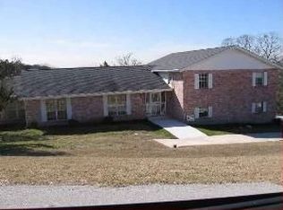 21855 Park View Dr, San Antonio, TX 78266