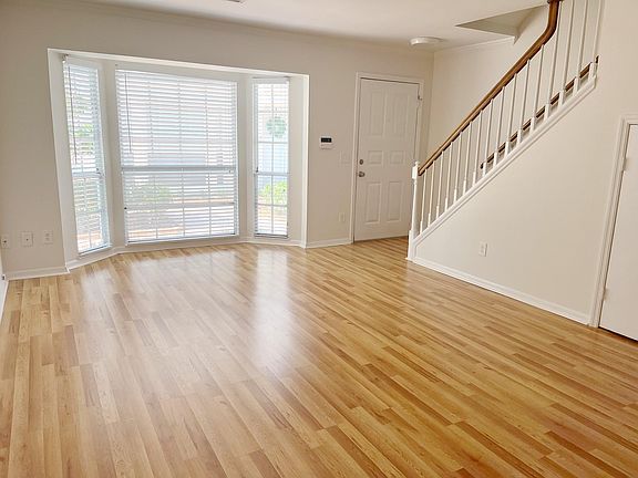 2nd image of 605 Oregon Ave #B