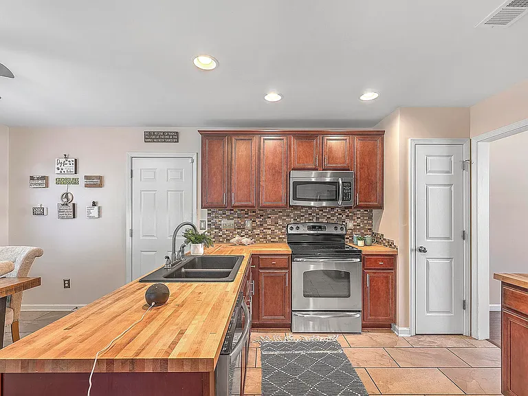 3505 Galaxy Rd — Photo 21