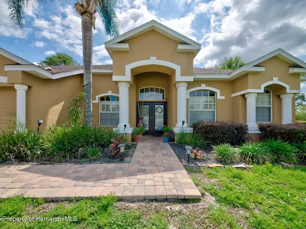 11422 Warm Wind Way, Weeki Wachee, FL 34613