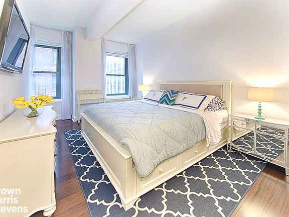 3rd image of 80 John St APT 6F