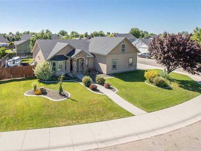 2741 N Dulcinea Way, Meridian, ID, 83646