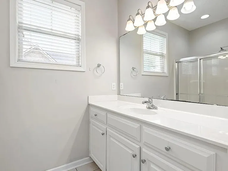 3225 Mayflower Ln — Photo 33