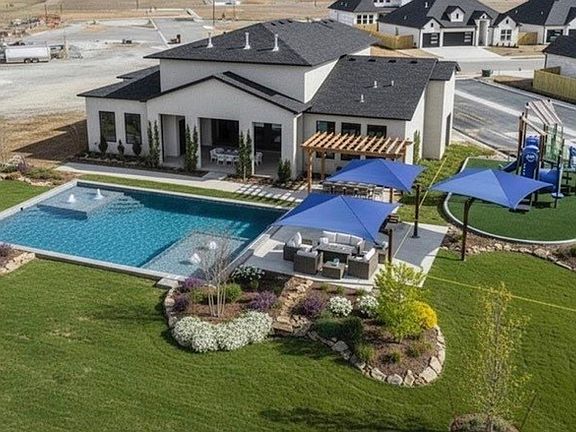 5th image of 330 Rainforest Loop