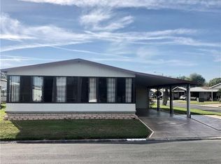 3211 Great Oak St, Zephyrhills, FL 33543