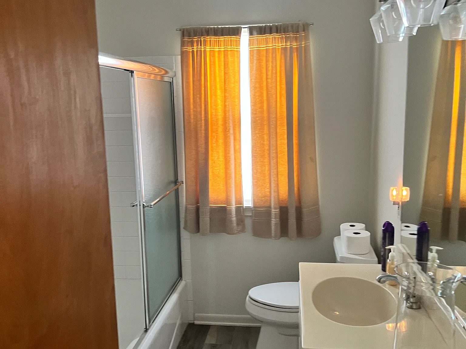 3 bed, 1310 sqft, $1,700 — Photo 4