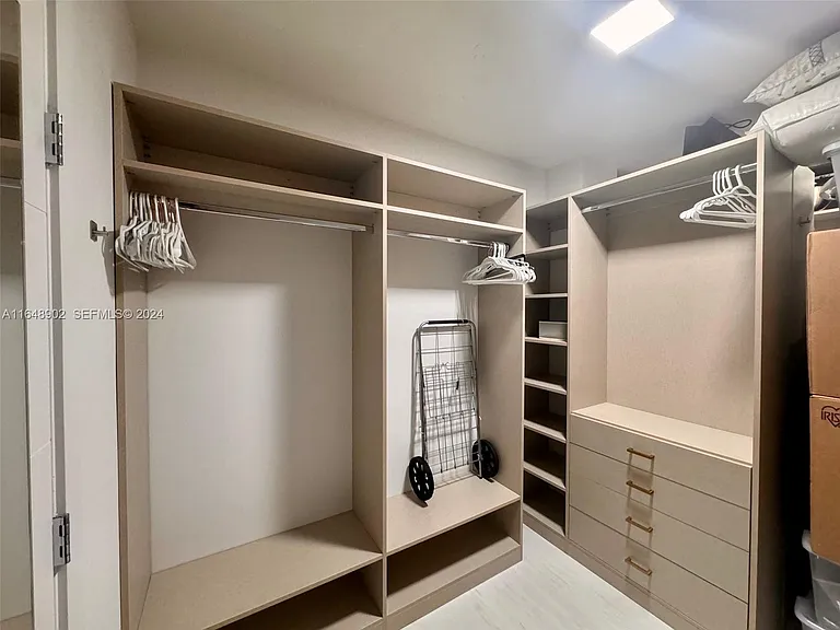 9801 Collins Ave #5U — Photo 30