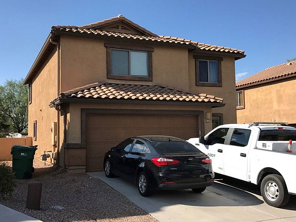 3rd image of 824 W Calle Ormino