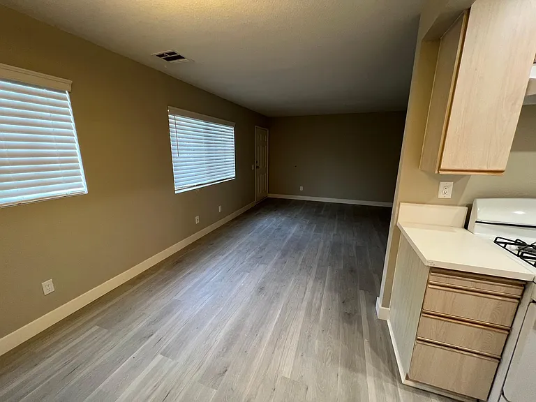 800 Grand Ave #A4 — Photo 5