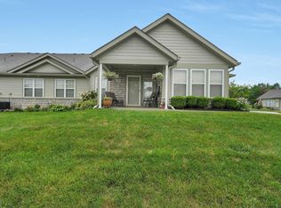 8039 Farm Crossing Cir, Powell, OH 43065