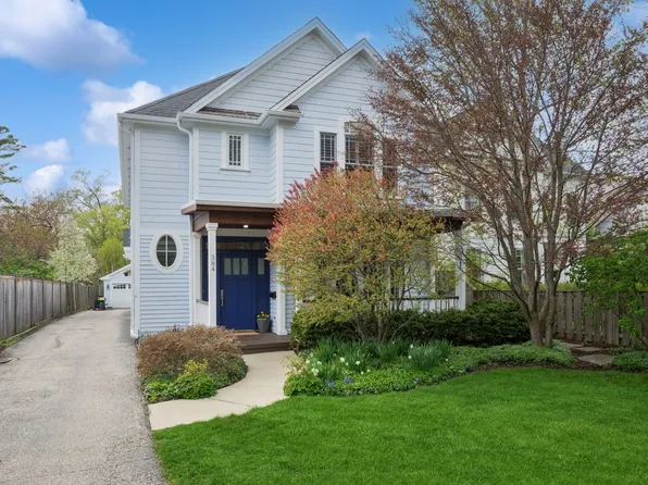 384 Provident Ave, Winnetka, IL 60093
