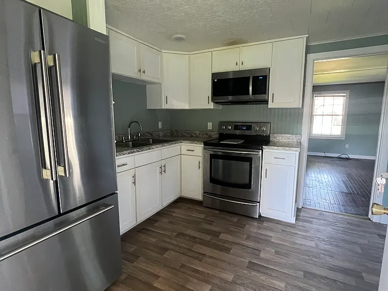 259 Allen St #A — Photo 10