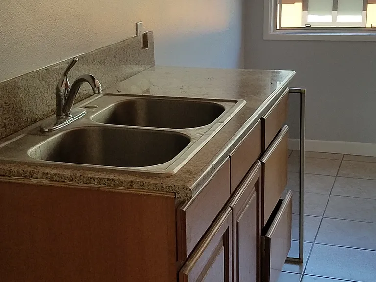 605 Windsor Rd #2A — Photo 4