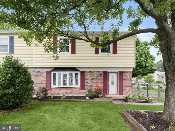 7727 Notley Rd, Pasadena, MD 21122