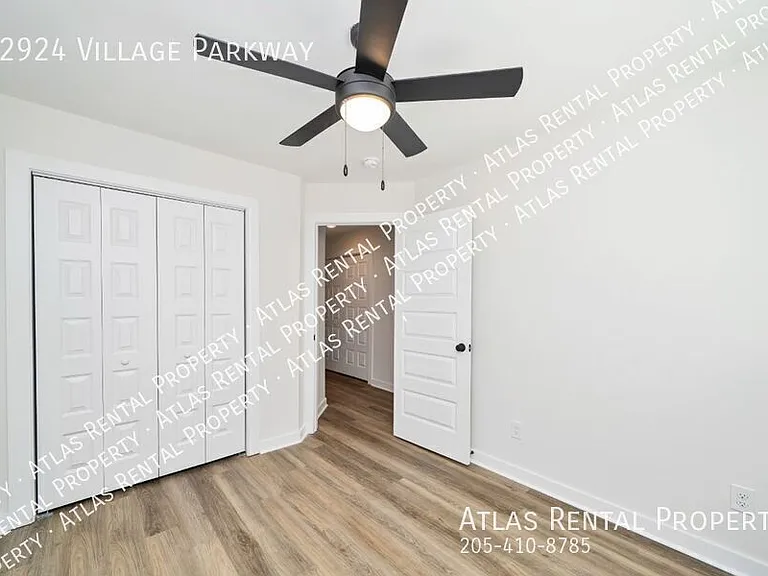 22924 Village Pkwy — Photo 11