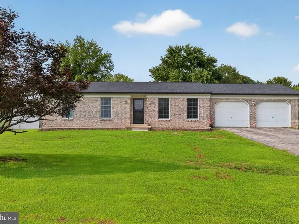 902 Ruby Ln, Wrightsville, PA 17368