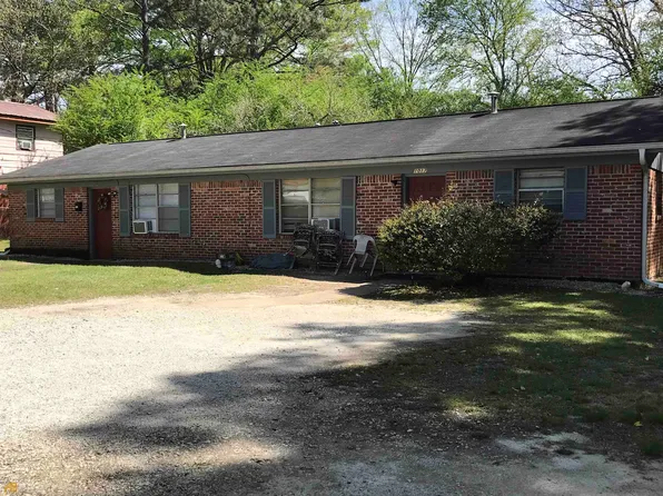 1017-1019 S 9th St, Lanett, AL 36863