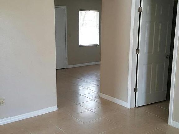 3rd image of 39437 Lincoln Ave